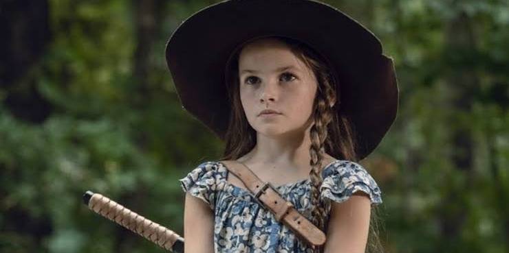 5 Changes AMCs The Walking Dead Made To The Comics That Were Okay With (& 5 That Were Still Mad About) 5 Changes AMCs The Walking Dead Made To The Comics That Were Okay With (& 5 That Were Still Mad About)